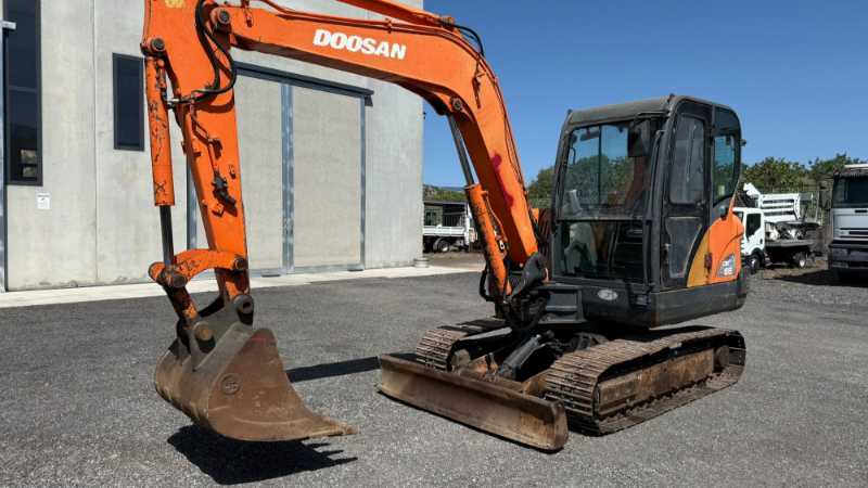 OmecoHub - DOOSAN DX55